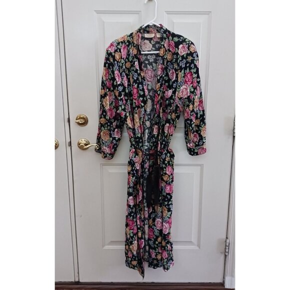 Vintage Victoria's Secret Black Floral Rayon Long Robe Size M/L Gold Label